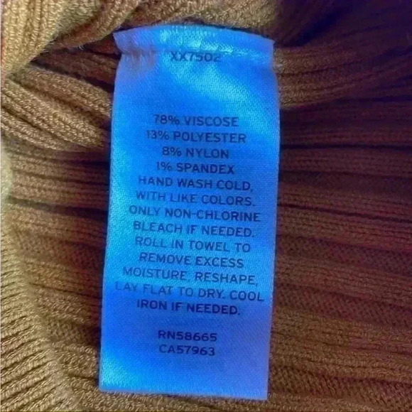 Open Edit Asymmetric Keyhole One Sleeve Sweater in Orange Inca Size X-Small NWT - Picture 5 of 10